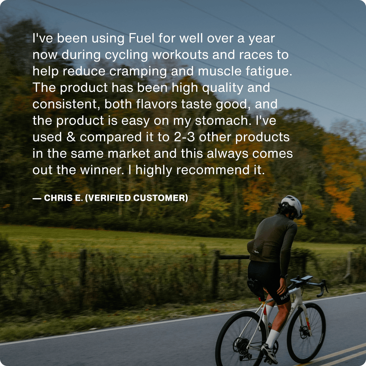 A cyclist rides on a paved road through a grassy field; in the upper left corner, a testimonial highlights Momentous Fuel 10-Travel Packs’ sustained energy and effectiveness.