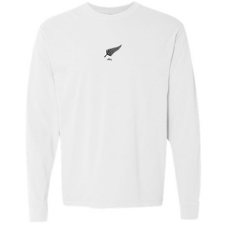 The New Zealand Vintage Long Sleeve Comfort Tee by EMB S&S Activewear features a small black fern leaf and "1840" text centered on the chest, inspired by New Zealand heritage.