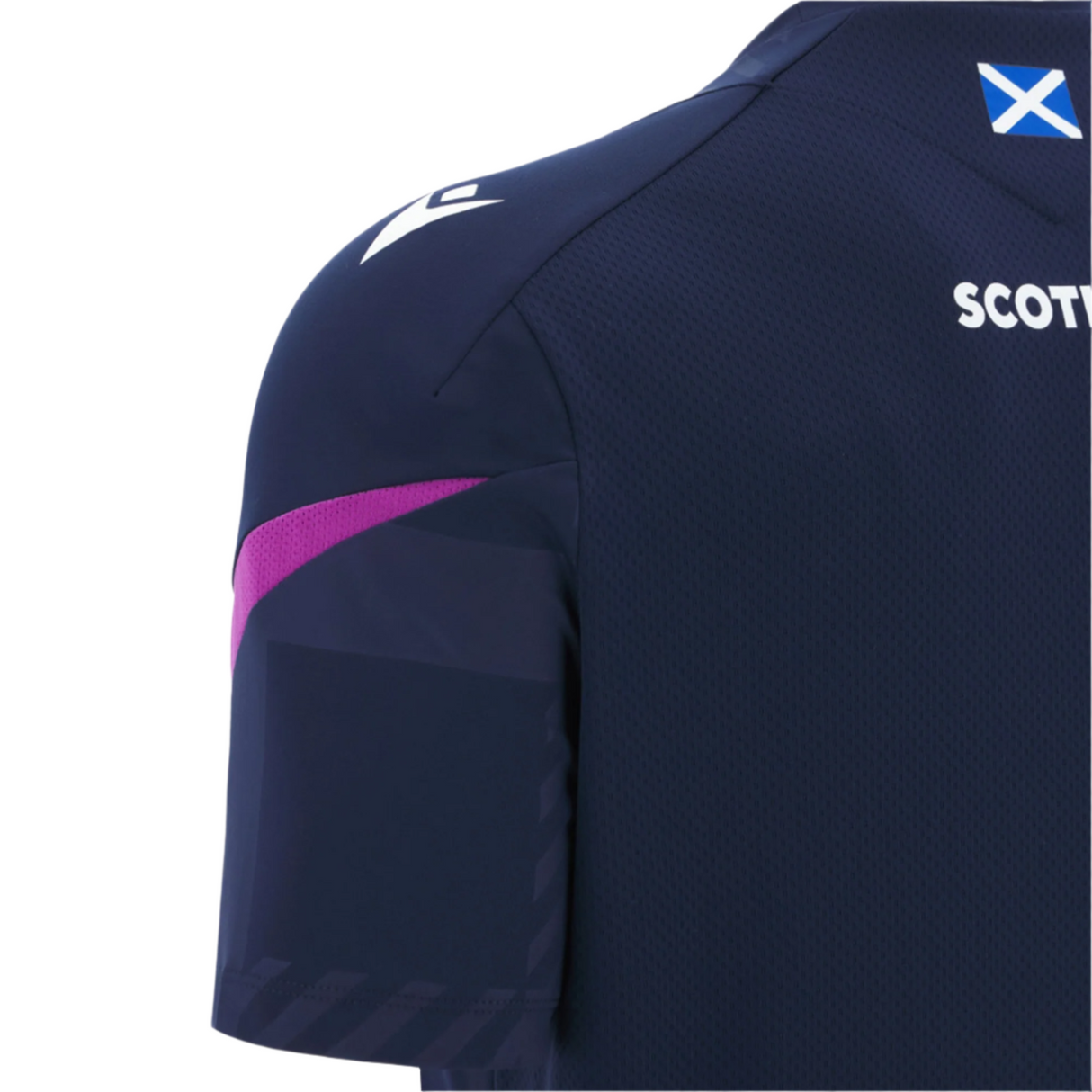 Close-up of the upper back and sleeve of the Scotland 25/26 Player Training T-Shirt by Macron in navy, featuring a purple stripe, small Scottish flag near the collar, and moisture-wicking fabric for comfort.