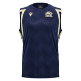 Officially crafted by Macron, the Scotland SRU 26/27 Player Training Singlet is a sleeveless navy athletic tank top featuring the Scotland rugby logo on the chest and light diagonal accents on the shoulders and sides, designed for peak player performance.