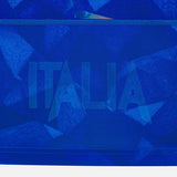 Crafted by Macron, the Italy 26/27 Home Replica Jersey features blue fabric adorned with geometric patterns and the word “ITALIA” boldly displayed in large, semi-transparent letters across the center—a vibrant celebration of Italian pride and rugby heritage.