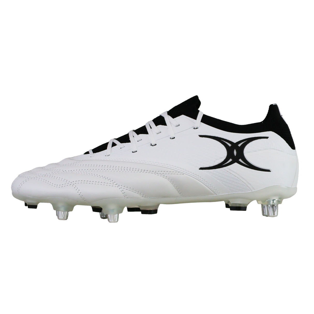 Featuring a white design with black accents and a black Gilbert logo on the side, the Gilbert Icon Players 2.0 6S rugby boots offer elite performance on soft ground with six metal studs for superior traction.