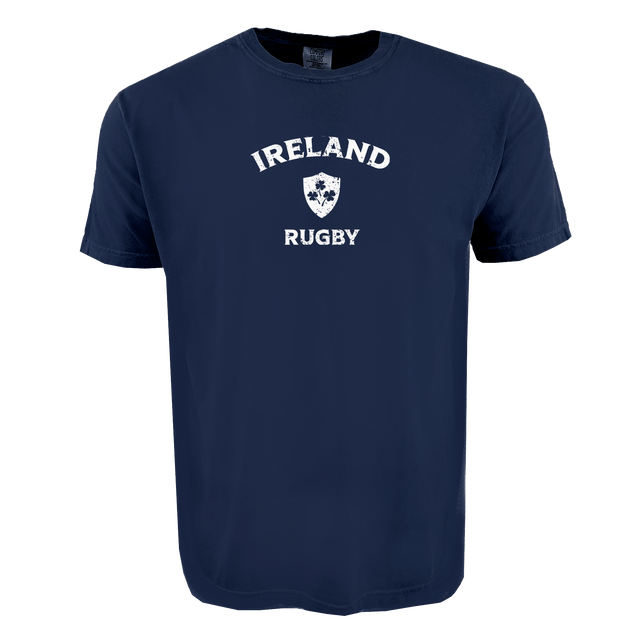 The Nations of Rugby Ireland Heavy Comfort Tee by WRS Alpha Broder is crafted from premium USA cotton in navy blue, featuring “Ireland Rugby” and a white shamrock shield—ideal for passionate rugby supporters.
