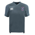 The Clover Middle Girls Vapodri Evader Jersey by EMB Canterbury features short sleeves, “Canterbury” and logo on the right chest, a “Clover Rugby” crest with clover graphic on the left, and moisture-wicking performance fabric.