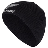 The All Blacks 24/25 Fisherman Beanie by adidas showcases a chic black design, complete with a striking white fern leaf and prominent "All Blacks" text, honoring our rugby legends.