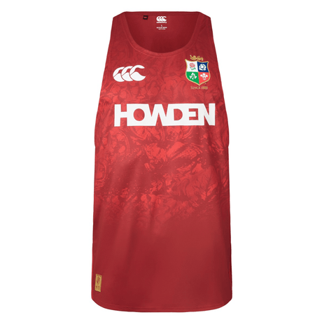 This red British & Irish Lions 25 Poly Singlet by Canterbury seamlessly combines tradition with style, featuring "HOWDEN" and the Canterbury logo in white. It proudly displays a lion emblem alongside national crests, capturing the essence of the British & Irish Lions spirit.