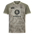 Show your support in the Canterbury Ireland 25/26 Autumn Internationals Pro Training Jersey—a stylish grey and black rugby top perfect for fans during the Autumn Internationals.