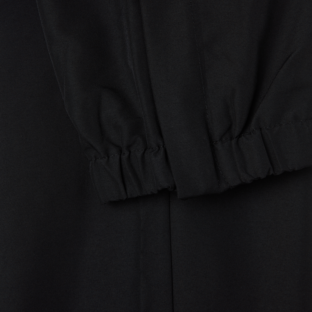 A close up of a person wearing Canterbury Cuffed Hem Stadium Pant.