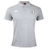 The EMB Canterbury Five Star Rugby Waimak Polo is a light grey men’s shirt featuring a white right-chest logo and embroidered left emblem, blending classic comfort and style for rugby fans and players alike.