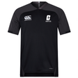The UNC Charlotte Vapodri Evader Jersey by EMB Canterbury is a black rugby jersey with short sleeves, featuring the Canterbury logo on the left chest and a rugby club logo on the right. This jersey incorporates moisture-wicking technology for optimal performance on the field.