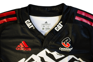 Super Rugby: Crusaders reveal bold new away jersey, Highlanders go